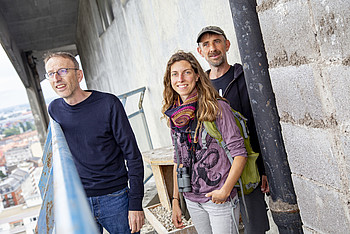 Olivier Steck, Delphine Lacuisse et Sébastien  Didier, équipe de la LPO Alsace en charge du suivi du  faucon pèlerin en plaine.